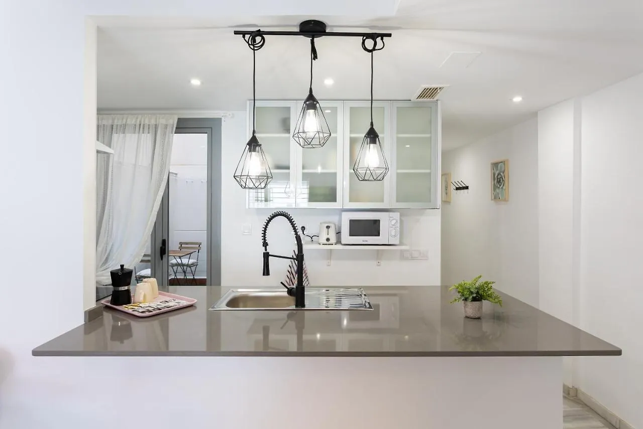 Holidays2Malaga Olletas 2 Bedrooms & 2 Bathrooms With Patio
