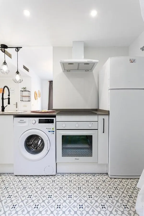 Holidays2Malaga Olletas 2 Bedrooms & 2 Bathrooms With Patio 0*, Malaga