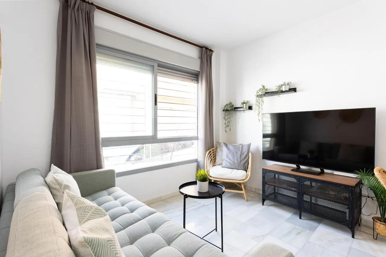 Apartment Holidays2Malaga Olletas 2 Bedrooms & 2 Bathrooms With Patio Spain